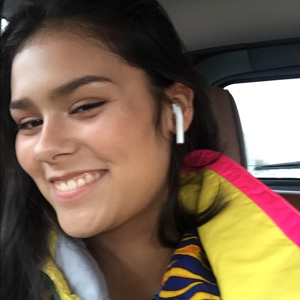 Meet your Posher, Raven